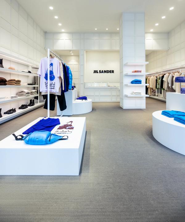 Messancy Outlet Luxury outlet for designer fashion | OUTLETCITY METZINGEN